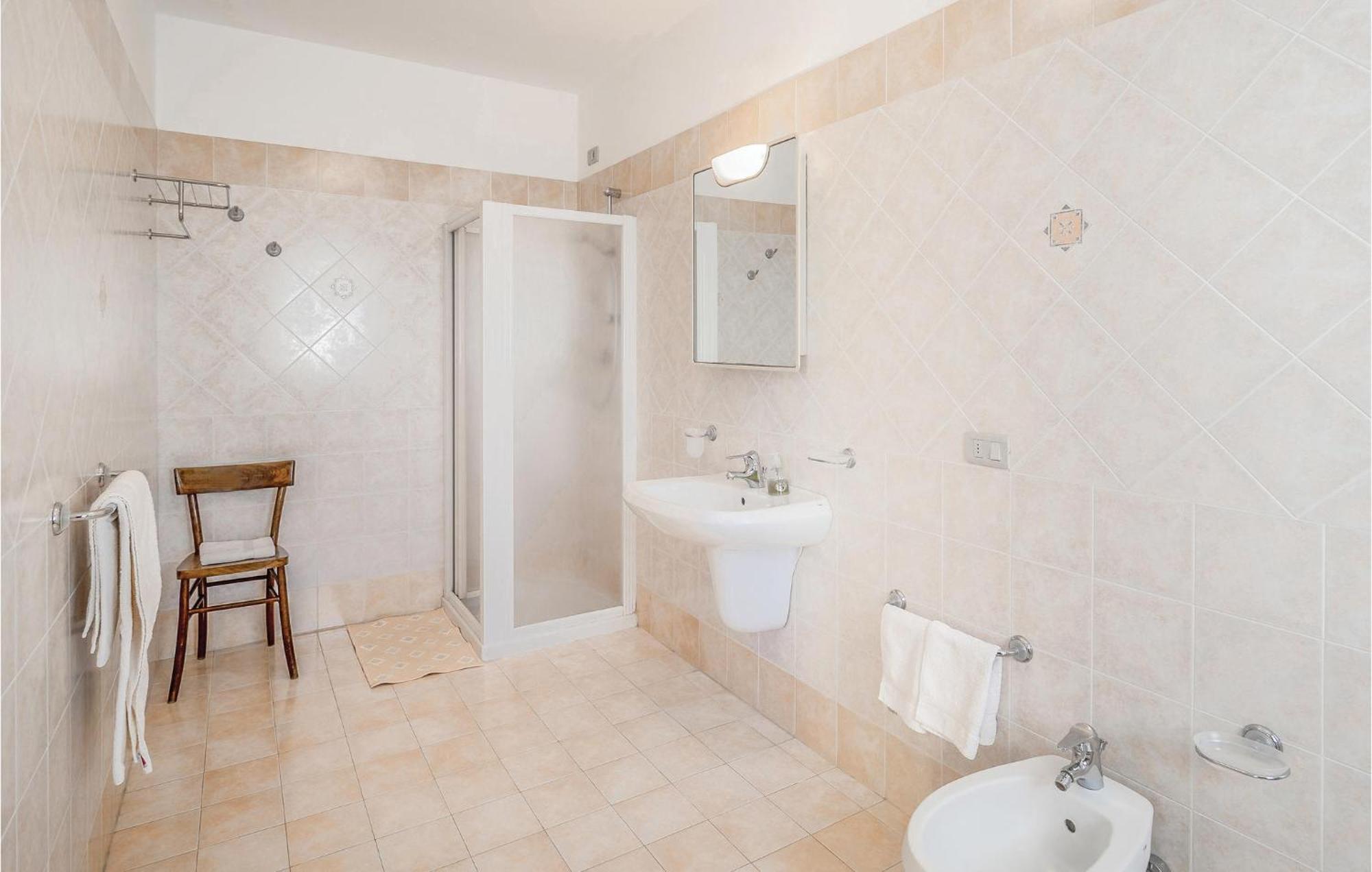 Awesome Home In Ariano Nel Polesine With Kitchen San Basilio Экстерьер фото